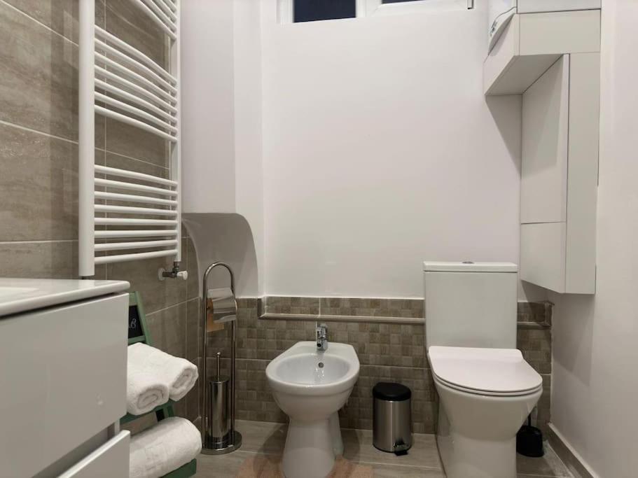 Studio Montaldo Brasov Bagian luar foto